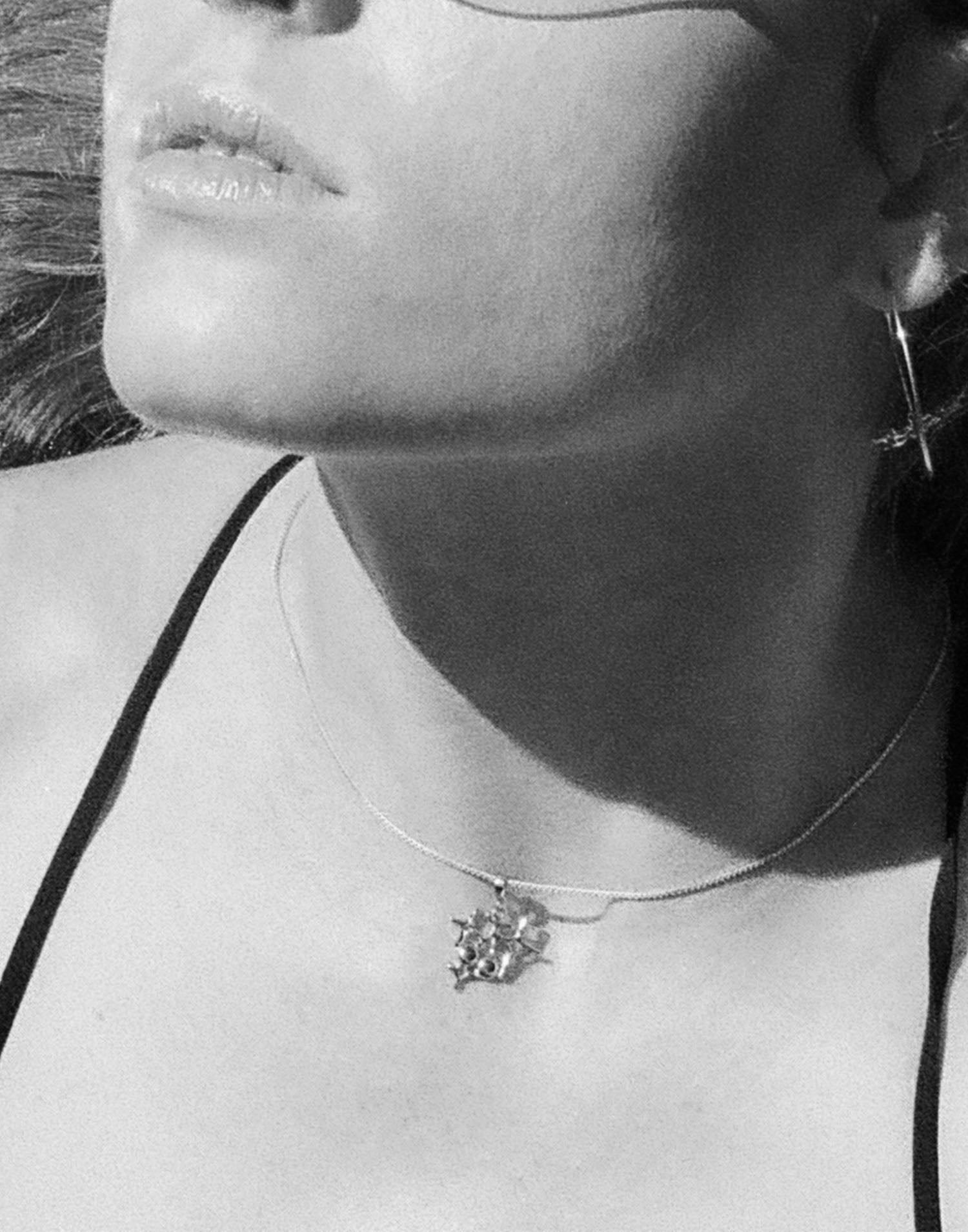 #Material_Sterling Silver