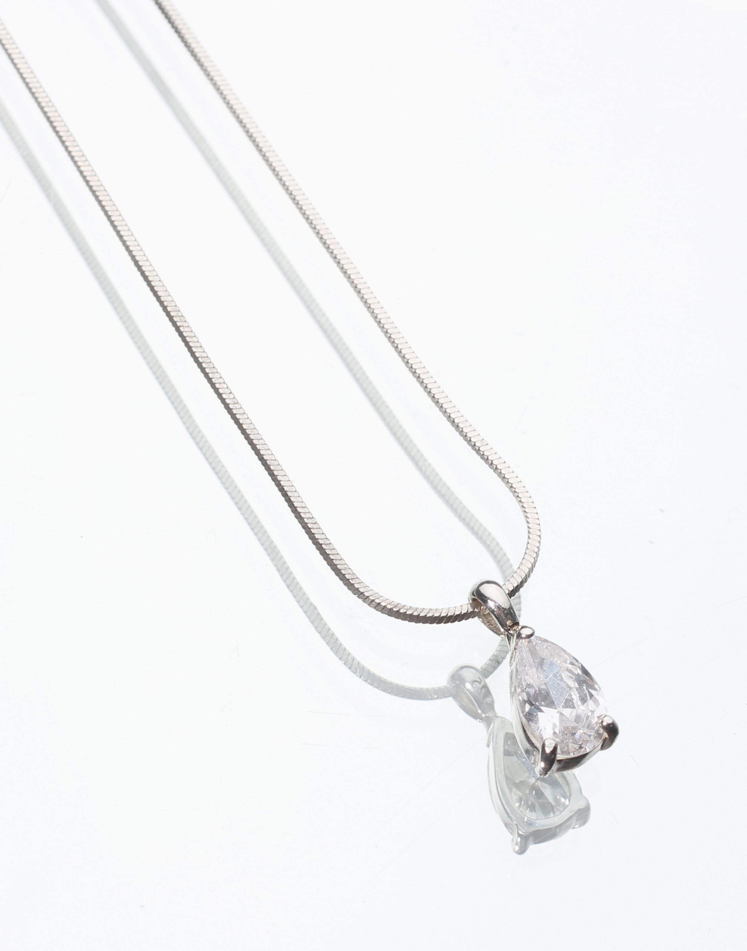Boy's Tears Necklace
