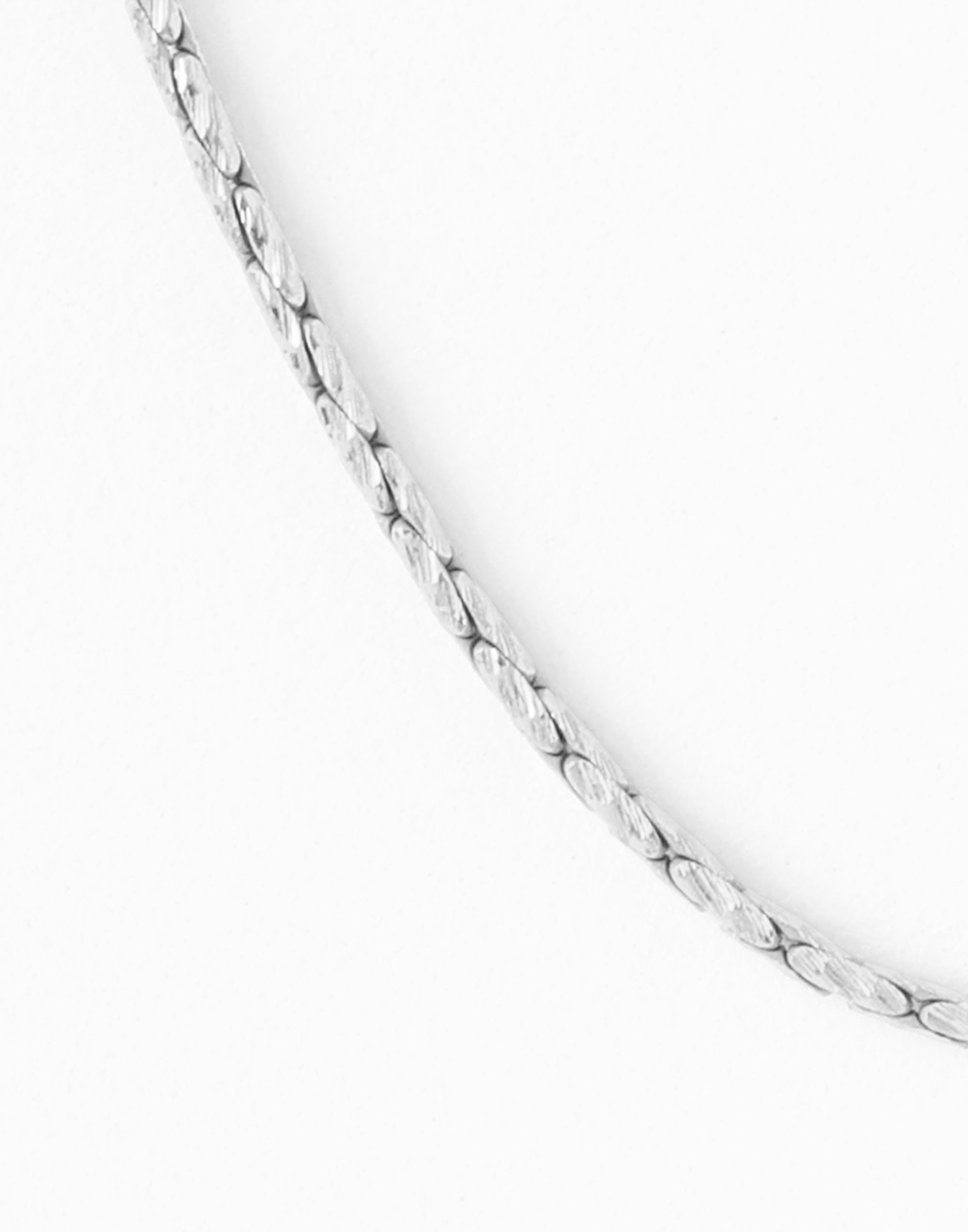 Loom Micro Chain Necklace Silver