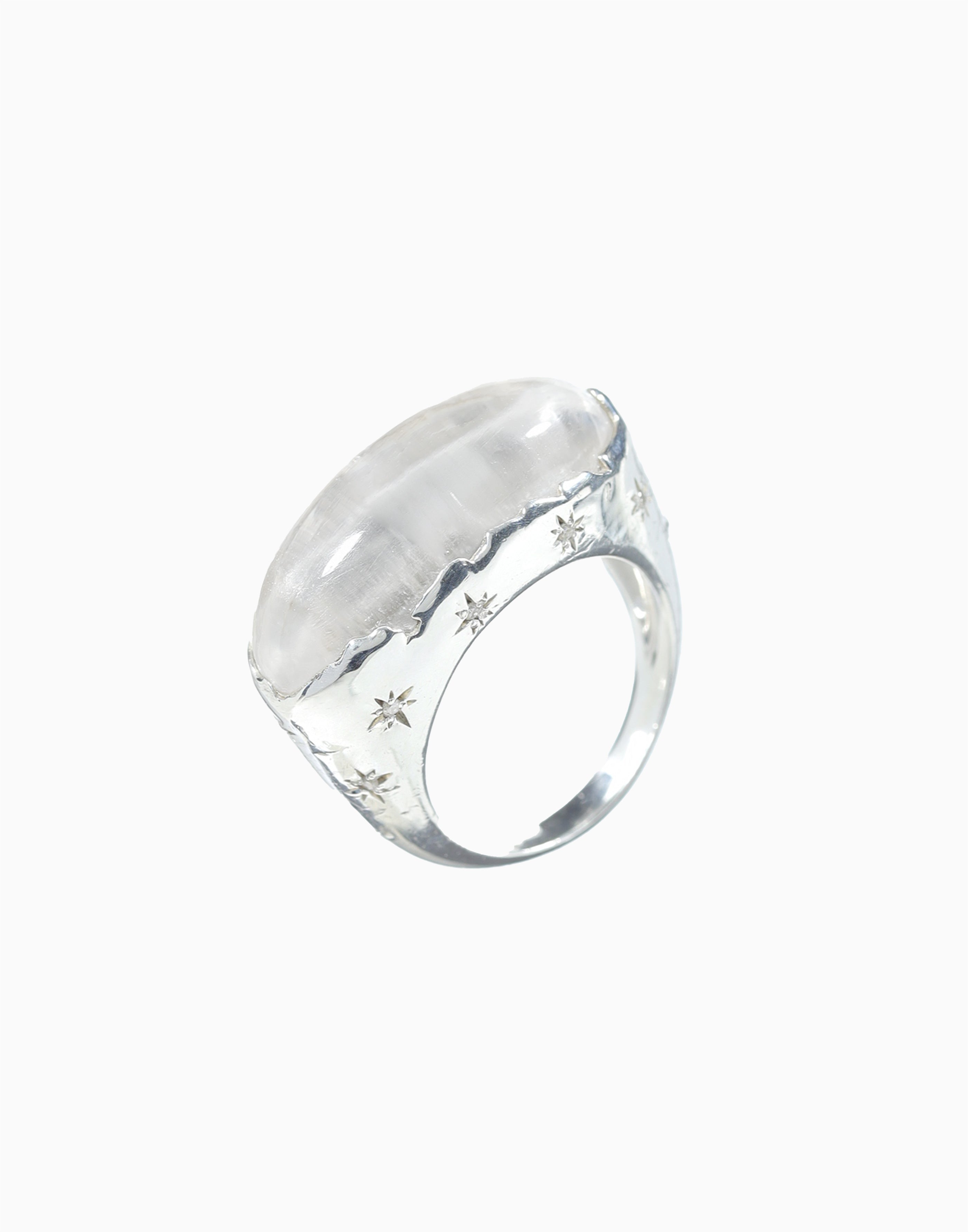 Pond Ring Elliptic Clear Quartz