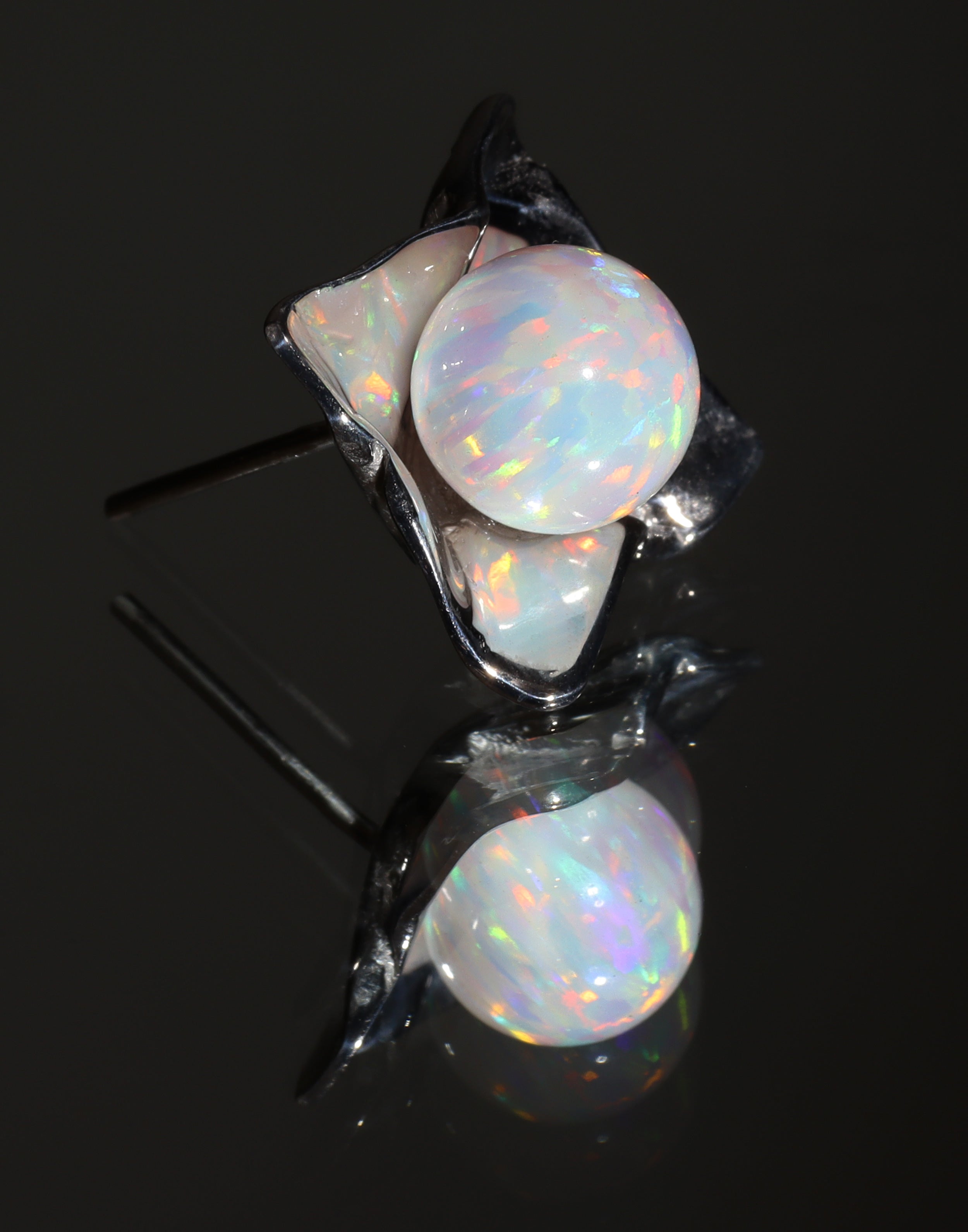 Eye Candy Earrings White